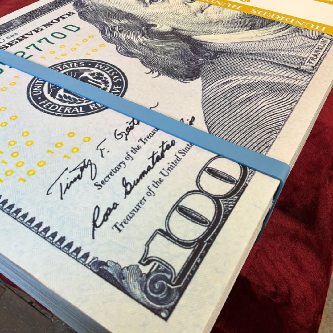 100 Money Stack - 3D Art